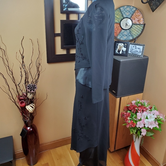 BLACK SHEER & SATIN BEADED MAXI SKIRT & TOP SET! - Picture 8 of 14